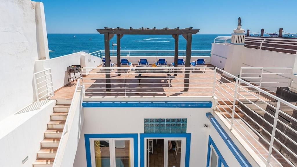 Refurbished Beachfront House, Pool, Ac, Wifi, Albufeira, Sea View Exteriör bild