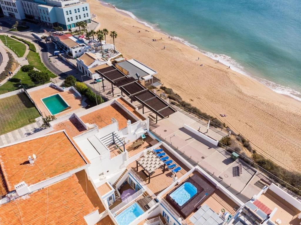 Refurbished Beachfront House, Pool, Ac, Wifi, Albufeira, Sea View Exteriör bild