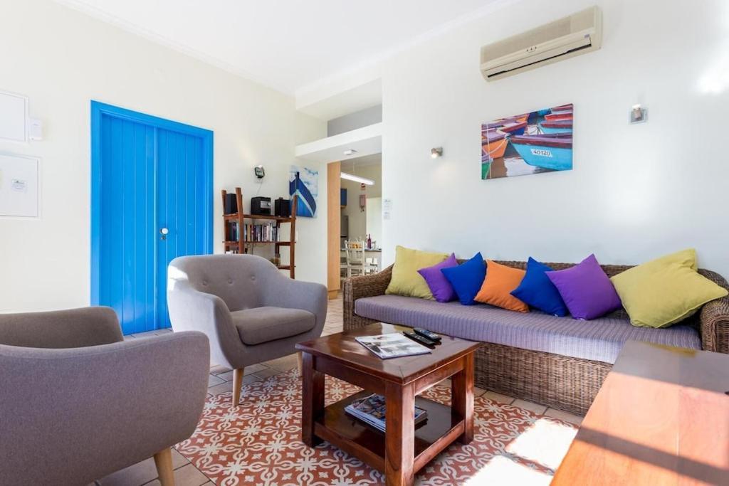 Refurbished Beachfront House, Pool, Ac, Wifi, Albufeira, Sea View Exteriör bild